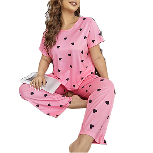 Conjunto de Pijama de Dos Piezas para Mujer, Talla Grande, Verano, Transpirable, Secado Rápido, con Estampado de Amor - Product Image 1