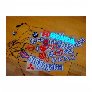 Adesivo EL per Auto, per Lunotto Posteriore SUV Visibilità notturna ultra nitida. Non dimenticare: essere visto è essere più sicuri in ogni viaggio - Product Image 2