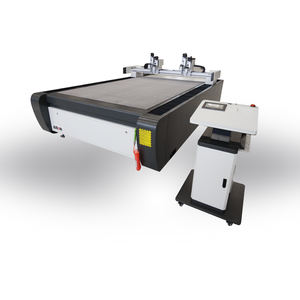 Kanepe ve sandalye desen kesme için AMOR 1625 CNC makineleri - Product Image 1