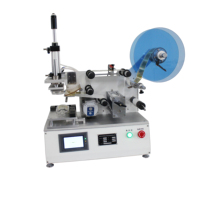 Machine d'étiquetage verticale entièrement automatique de haute précision pour bouteilles rondes en plastique avec emballage d'usine