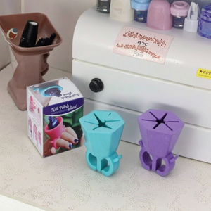 Soporte de Silicona para Pintura de Uñas, Herramienta de Soporte de Esmalte de Uñas Portátil y Reutilizable, Diseño Ajustable Antiderrames PARA EL Cuidado DE LAS Uñas - Product Image 6