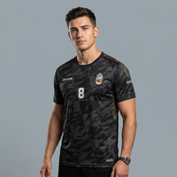 Jersey Sepak Bola Pola Sublimasi HOSTARON Klasik Retro Bergaris Logo Bordir Klub Pakaian Olahraga Kaos Jersey Sepak Bola Kustom