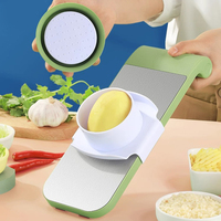 Multifunctionele handmatige plastic groentesnijder voor de keuken, professionele draagbare fruit- en aardappelverticale snijmachine met opvangbak
