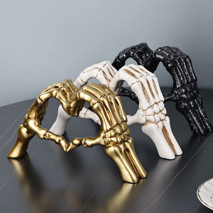 Cadılar bayramı reçine aşk el heykeli için heykeli kalp şekilli kemik jest heykel kafatası el süsleme cadılar bayramı dekor için - Product Image 5