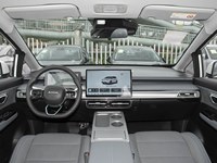 Aion Y Plus Édition Intelligente 2026 – SUV Électrique Spacieux avec Cabine Ample, Systèmes d'Assistance à la Conduite Avancés, Longue Autonomie de Batterie, Idéal pour les Trajets Familiaux