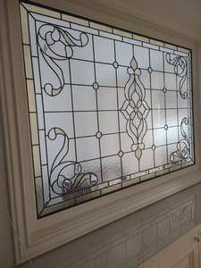 Panneaux de vitraux solides personnalisés pour <span class=keywords><strong>porte</strong></span> <span class=keywords><strong>d</strong></span>'<span class=keywords><strong>entrée</strong></span> extérieure et <span class=keywords><strong>porte</strong></span> <span class=keywords><strong>d</strong></span>'<span class=keywords><strong>entrée</strong></span>, <span class=keywords><strong>d</strong></span>écoration intérieure avec une forte transmission de la lumière - Product Image 3