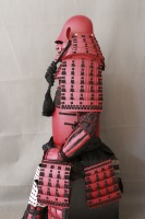 Tam Set Demir Samuray Yoroi Zırhı Oymalı 3D Altın Desenli Miğfer Göğüs Plakası Büyük Geyik Boynuzu Maedate Kabuto Giyilebilir Japon