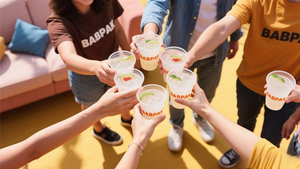 Vasos de Plástico Prácticos Desechables con Tapas y Pajitas para Cualquier Bebida, Ideales para Promociones y Eventos - Product Image 6