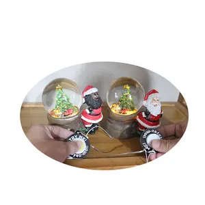 New Style Customized Snow Globe Cartoon Santa Claus Resin Christmas Light Ornaments Snow Globe