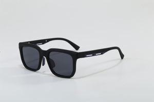 แว่นกันแดดแฟชั่นกรอบใหญ่ราคาส่ง ยูวี400 สำหรับทุกเพศ พร้อมโลโก้สั่งทำและป้องกันรังสียูวี - Product Image 2