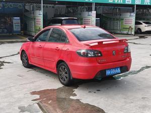 ChangAn Yuexiang, Duradero y Eficiente en Consumo <span class=keywords><strong>de</strong></span> Combustible, Repuestos Universales, Motor <span class=keywords><strong>de</strong></span> 1.5L, Auto Usado Súper Económico <span class=keywords><strong>de</strong></span> China - Product Image 4