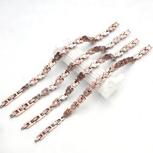 צמיד אופנתי מגנטי משובץ טורקיז טבעי בעיצוב פרפר, מתכוונן, יוניסקס, טרנדי - Product Image 2