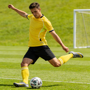 Maillots de football en gros prêts à être expédiés, impression personnalisée du nom et du numéro de l'équipe, maillots de football à séchage rapide, col en V, maillot de sport ajusté - Product Image 5