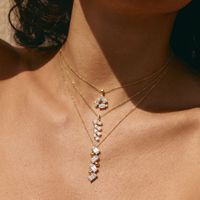 Collier en cuivre serti de diamants pour femmes - Collier en cuivre avec pendentif en zircon - Vente en gros d'usine