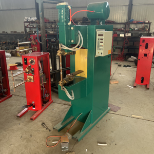 Machine de soudage par points industrielle CE Ultimate conçue pour la soudure du cuivre, de l'aluminium et du nickel, facile à utiliser. - Product Image 2