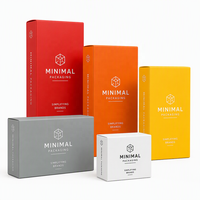 Boîte d'expédition personnalisée en carton ondulé imprimé, colorée, tailles variées, recyclable pour les entreprises de vente au détail et les marques