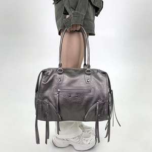 Tas bahu wanita, Y2K Vintage Rivet tas bahu kapasitas besar ritsleting PU Street Spice kepribadian tas tangan selempang - Product Image 2