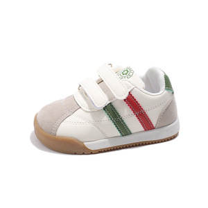 2025 baskets décontractées en cuir imperméable pour garçons et filles bébé enfant en bas âge bébé chaussures blanches en gros - Product Image 6