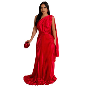 Vestido largo de mujer a la última moda para 2026, vestido de un solo hombro, vestido con cuello diagonal plisado - Product Image 2