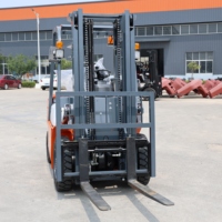 Diesel-Gabelstapler 1,5 Tonnen 2 Tonnen 2,5 Tonnen Kleiner Diesel-Gabelstapler zum Fabrikpreis Gabelstapler zum Verkauf