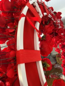 HTD6-2 # Arco Floreale Realistico di Rose Rosse in Seta Morbida, Decorazione per Matrimoni, Lauree, Halloween, Sfondo per Palcoscenico e Finestre - Product Image 2