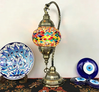 Lampe de Table Vintage Marocaine Faite à la Main en Verre Turc pour Chambre, Salon, Restaurant, Hôtel et Bar d'Hébergement
