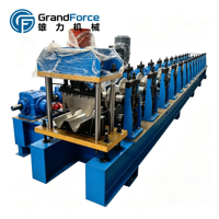 Machine de formage à rouleaux automatique pour garde-corps routier en profil W robuste avec découpe hydraulique, ligne de formage haute vitesse certifiée CE