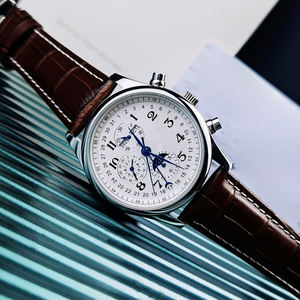 มาพร้อมกับกลไก 7750 ซึ่งได้รับการรับรองและปรับเทียบโดยสถานีอุตสแบบจักรกลศาสตร์ นี่คือนาฬิกาสำหรับผู้ชาย - Product Image 4