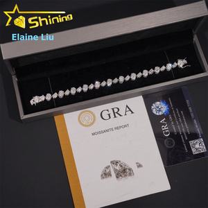 สร้อยข้อมือฮิปฮอปแบบกำหนดเอง ประดับเพชรโมอิสซาไนต์คุณภาพสูง VVS เงินแท้ 925 ผ่านการทดสอบเพชร สร้อยข้อมือแบบเทนนิส - Product Image 4