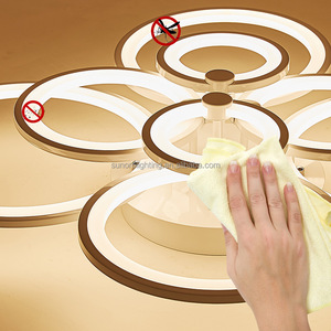 Đèn trần LED Lustra có thể điều chỉnh độ sáng 6000K Acrylic tối giản hiện đại <span class=keywords><strong>4</strong></span> 8 vòng 130W Đèn chiếu sáng gắn trên bề mặt Phòng khách - Product Image 6