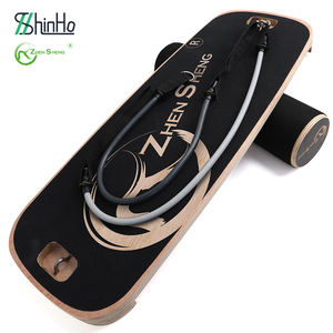 Zhensheng logotipo personalizado antideslizante Yoga entrenamiento Fitness Tabla de equilibrio de madera con rodillo multifunción ejercicio tabla de equilibrio - Product Image 2