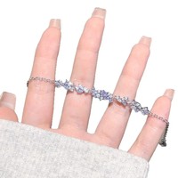 Nouveau bracelet à breloques fleur de glycine pour femme, breloque souriante exquise entièrement pavée de diamants, en alliage de zinc, polyvalent et haut de gamme