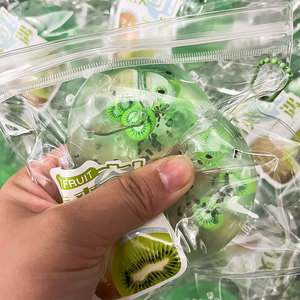 ลูกบอลบีบรูปผลไม้กีวีเหมือนจริง ของเล่นบีบคลายเครียด เพิ่มพลังงานในชีวิตประจำวัน ของขวัญสำหรับเด็กและผู้ใหญ่ มีสินค้าพร้อมส่ง - Product Image 3