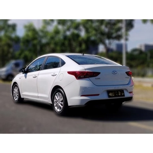 Voiture d'occasion <span class=keywords><strong>Hyundai</strong></span> Verna <span class=keywords><strong>2016</strong></span>, conduite à gauche, berline 4 portes 5 places, essence, intérieur foncé, <span class=keywords><strong>automatique</strong></span>, LHD - Product Image 5