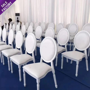 Chaises de salle à manger de luxe en cuir rondes à dossier rond en métal doré blanc empilables Sinoperfect, chaise de dîner élégante - Product Image 1