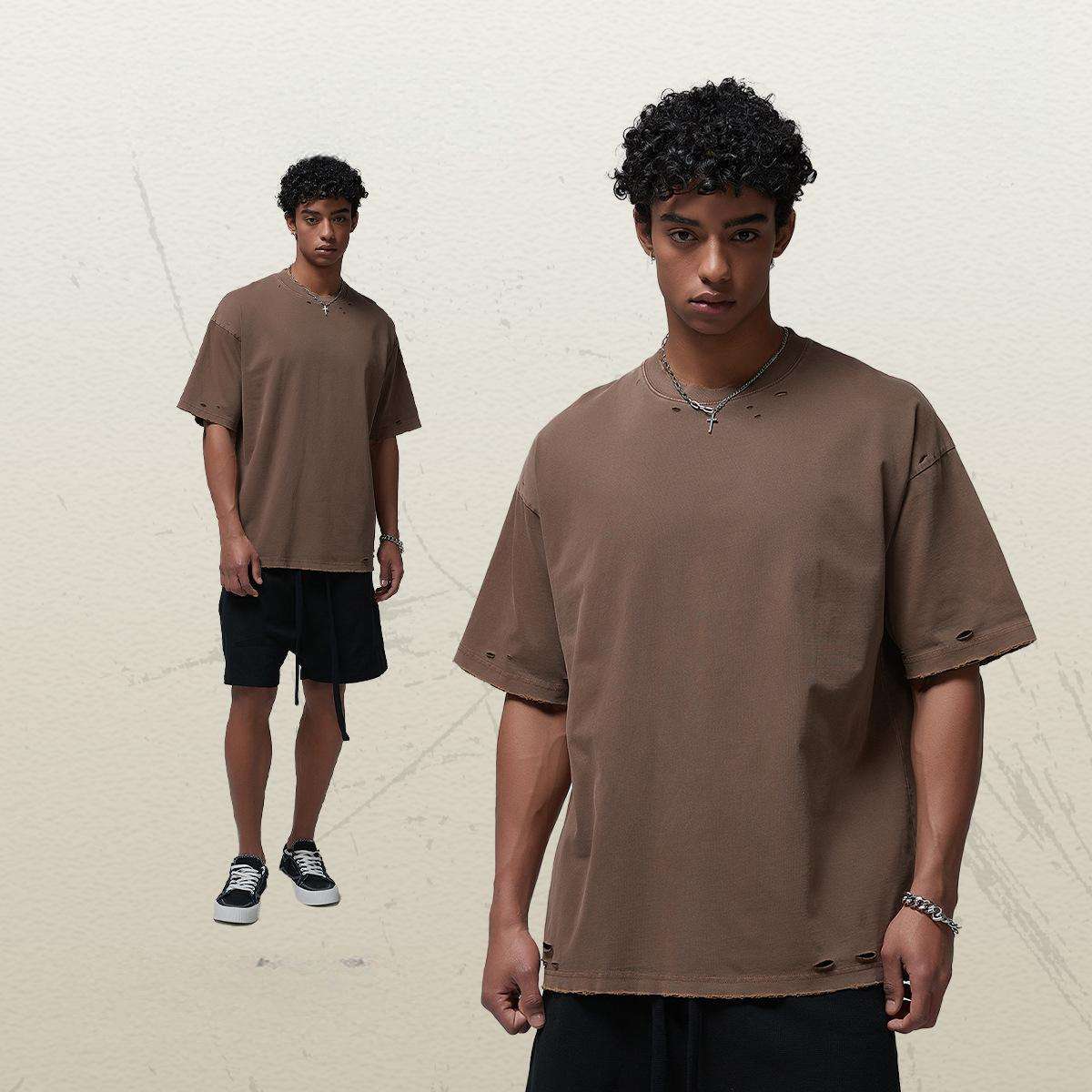 สีน้ำตาล