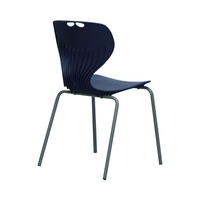 Chaise d'écolier empilable moderne, ergonomique, coque en plastique PP, bleu marine, pieds en tube d'acier, mobilier de classe pour l'étude
