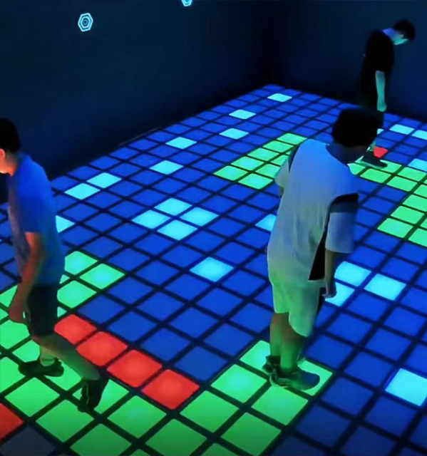 Popular Activate Game  30x30cm Interactive Led Light Floor Game Sensitive DMX Games Activate LED Dance Floor