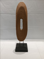 Sculpture ovale abstraite sculptée à la main en bois massif, motif concentrique incurvé, statue décorative en bois, ornement de table Wabi Sabi