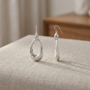 ต่างหูเงินแท้ 925 ดีไซน์มินิมอลรูปวงรีหลอมเหลวแบบห้อย - Product Image 2