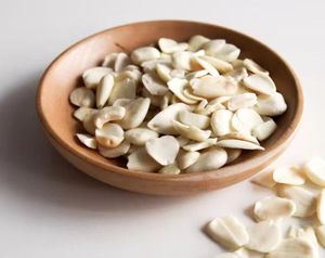 Cung cấp Nhà Máy Apricot hạt toàn bộ và đắng ngọt Nuts khô chiết xuất Apricot Hạt Chiết Xuất giá tốt nhất - Product Image 2