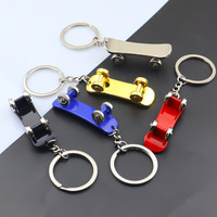 Vente en gros d'accessoires automobiles personnalisés, porte-clés coloré rond pour conducteurs, style tendance