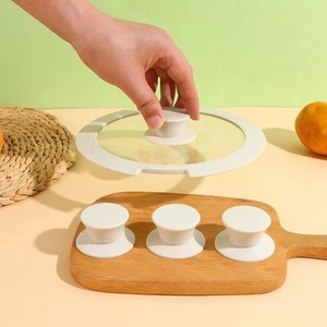 ฝาปิดหม้อซิลิโคนแบบมีร่องพร้อมกระจกทนความร้อน ฝาปิดกันหกอเนกประสงค์สำหรับหม้อซุป - Product Image 2