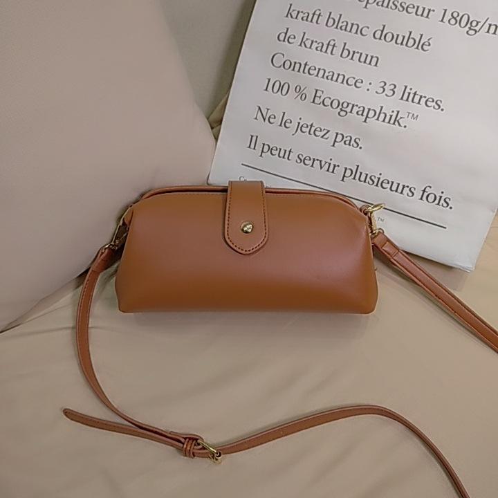 P689 Brown