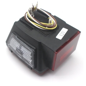 12V <span class=keywords><strong>remorque</strong></span> Led lumières carré LED Submersible <span class=keywords><strong>gauche</strong></span> et droite feux <span class=keywords><strong>de</strong></span> <span class=keywords><strong>remorque</strong></span> Stop queue clignotants camion <span class=keywords><strong>remorque</strong></span> - Product Image 2