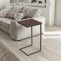 Table basse en métal minimaliste moderne avec un design durable, légère et écologique pour le salon et la chambre à coucher