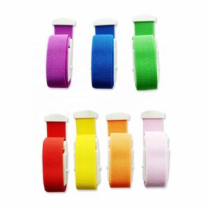 Torniquete médico elástico con hebilla de plástico suave quirúrgico de emergencia reutilizable personalizado para entrenamiento de primeros auxilios - Product Image 4
