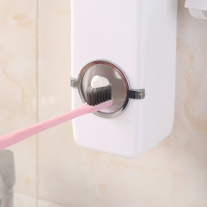 Wholesale Wholesale Automatic <b>Toothpaste</b> Squeezer, Portable Dust-proof Toiletries Set, <b>Holder</b>, Bathroom Accessories - Product Image 6