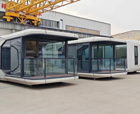Maison conteneur de style capsule en structure acier écologique personnalisée pour hébergements de camping en plein air avec observation des étoiles intégrée