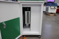 Máquina de limpieza láser de fibra de pulso de 200W con sistema de enfoque automático para madera, aluminio y acero inoxidable, nueva condición
